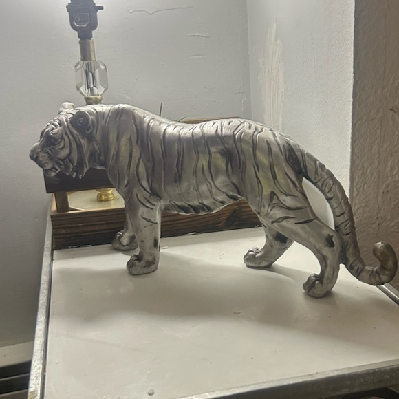 Majestic Other - Majestic Silver and Black Tiger Sculpture